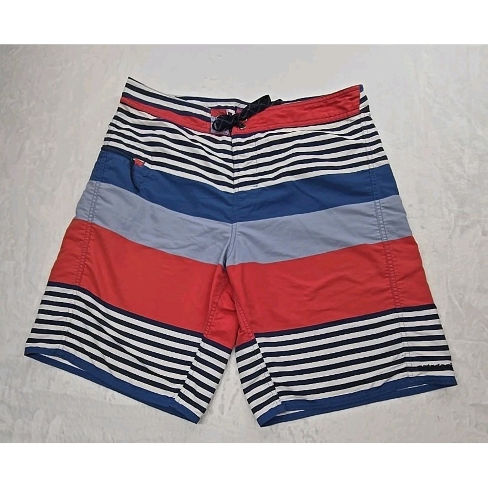 Patagonia Wavefarer Board Shorts Men's 34 Red Blue Striped‎ Style 86558